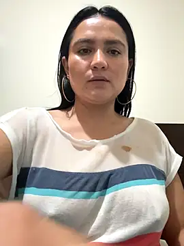 Snapshot of Rouse69_ chatting on September 20, 2025, 8:26 am Rouse69 online show from September 20, 2025, 8:26 am