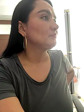 Snapshot of Rouse69_ chatting on September 25, 2025, 11:58 am Rouse69 online show from September 25, 2025, 11:58 am