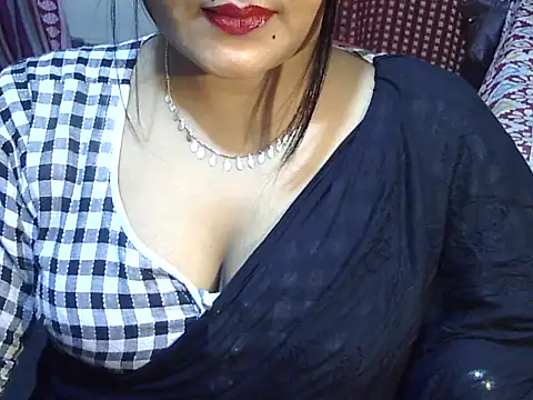 Nusrat Faria07 online show from November 4, 2025, 8:52 pm