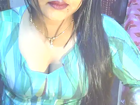 Nusrat Faria07 online show from December 13, 2025, 9:53 pm