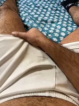 Snapshot of Beurberry19 chatting on October 5, 2025, 1:09 pm Beurberry19 online show from October 5, 2025, 1:09 pm