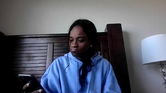 Snapshot of Marlowlovee chatting on September 21, 2025, 5:14 pm Marlowlovee online show from September 21, 2025, 5:14 pm
