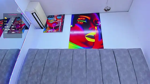 pretty78angel online show from November 11, 2025, 9:04 pm