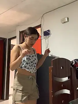 miaftmax online show from September 25, 2025, 6:33 pm