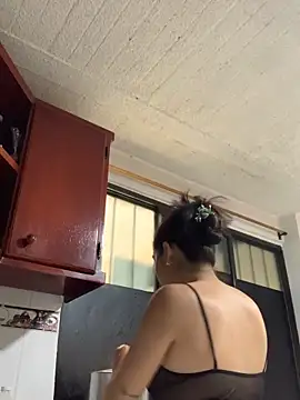 miaftmax online show from November 16, 2025, 5:18 pm