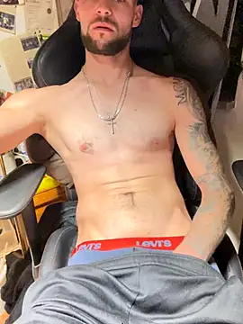 Mexxwell69 online show from October 5, 2025, 7:45 pm