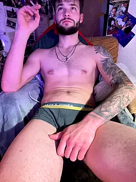 Mexxwell69 online show from November 26, 2025, 11:50 pm