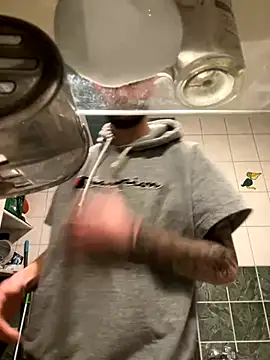 Mexxwell69 online show from November 28, 2025, 7:05 pm