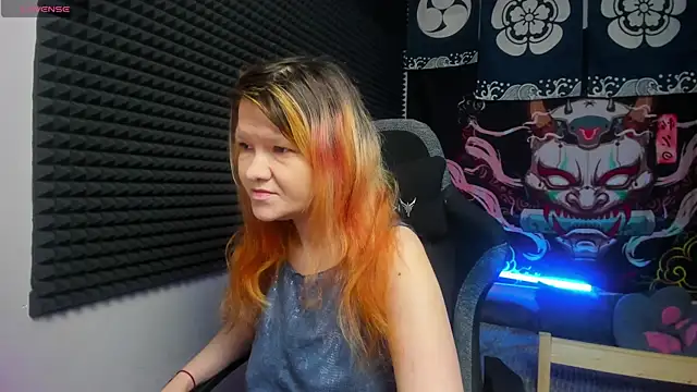 Nora lovvvv online show from September 24, 2025, 10:07 am