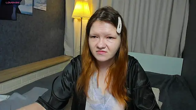 Nora lovvvv online show from October 26, 2025, 10:10 am