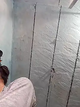 Snapshot of PoojaPleasure chatting on November 5, 2025, 11:54 am PoojaPleasure online show from November 5, 2025, 11:54 am