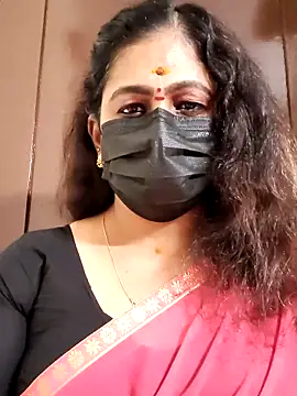 Snapshot of Sweetie_swetha37 chatting on September 26, 2025, 9:35 am Sweetie swetha37 online show from September 26, 2025, 9:35 am