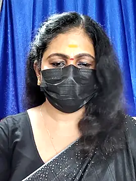 Snapshot of Sweetie_swetha37 chatting on October 26, 2025, 7:14 am Sweetie swetha37 online show from October 26, 2025, 7:14 am