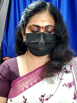 Snapshot of Sweetie_swetha37 chatting on November 9, 2025, 8:07 pm Sweetie swetha37 online show from November 9, 2025, 8:07 pm