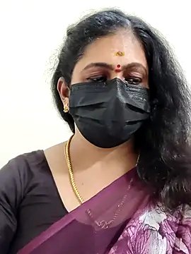 Snapshot of Sweetie_swetha37 chatting on November 14, 2025, 10:18 pm Sweetie swetha37 online show from November 14, 2025, 10:18 pm