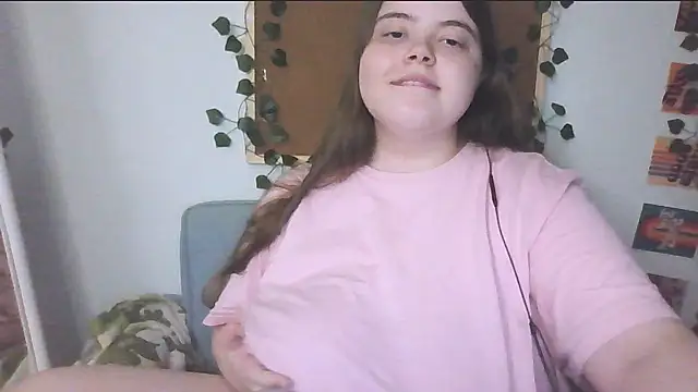 brattyprincessemma online show from September 18, 2025, 1:18 am