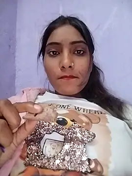 Snapshot of Mohni_singh chatting on December 3, 2025, 4:05 pm Mohni singh online show from December 3, 2025, 4:05 pm