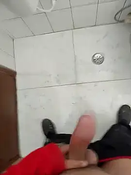 Snapshot of paugrosso12_ chatting on October 17, 2025, 7:16 pm paugrosso12 online show from October 17, 2025, 7:16 pm