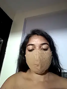 Snapshot of Little_toy_girl chatting on October 8, 2025, 12:36 pm Little toy girl online show from October 8, 2025, 12:36 pm