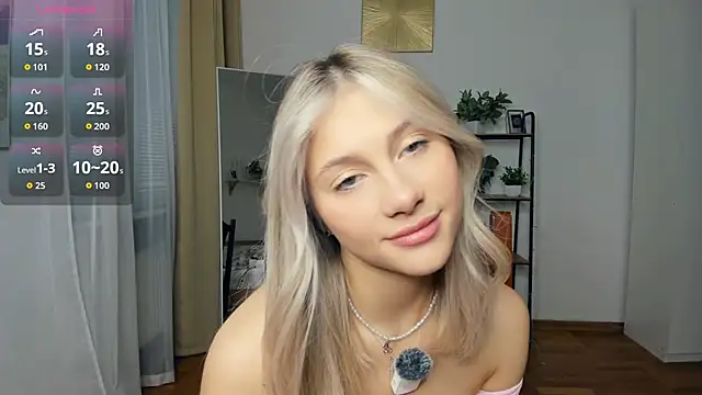 Snapshot of FaaBinaa chatting on November 17, 2025, 8:09 am FaaBinaa online show from November 17, 2025, 8:09 am