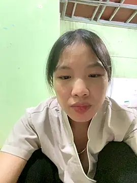 Snapshot of QueenLink chatting on October 14, 2025, 4:08 pm QueenLink online show from October 14, 2025, 4:08 pm