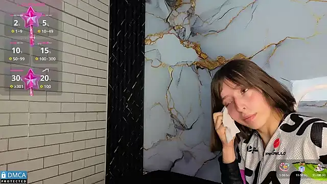 nena cupcake  online show from November 4, 2025, 11:20 am