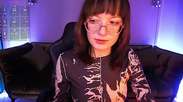 Snapshot of Pixie_Peachh chatting on November 14, 2025, 7:40 am Pixie Peachh online show from November 14, 2025, 7:40 am