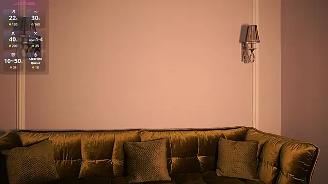 Snapshot of Pixie_Peachh chatting on November 26, 2025, 2:40 pm Pixie Peachh online show from November 26, 2025, 2:40 pm