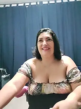 lina maria99 online show from October 22, 2025, 8:25 am