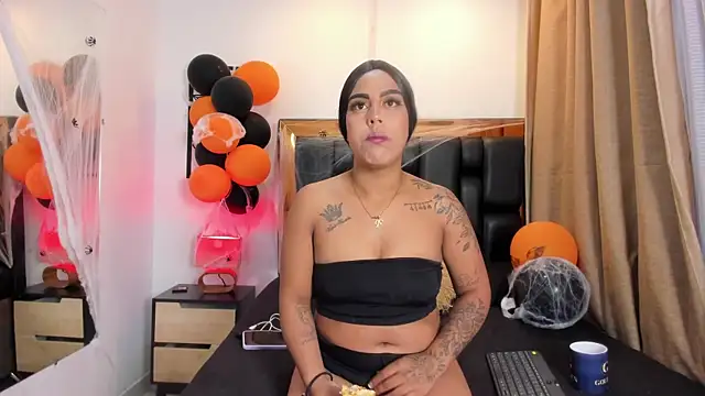 GiorgineTaylor online show from November 1, 2025, 11:12 am