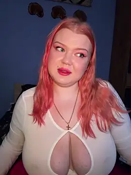 Snapshot of _Adele_Moor_ chatting on October 29, 2025, 4:20 pm  Adele Moor  online show from October 29, 2025, 4:20 pm