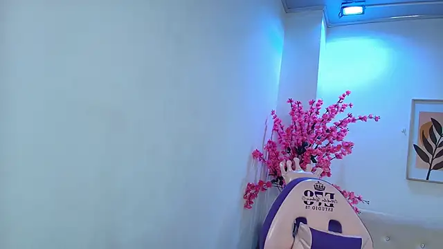 Snapshot of Anie_johnson chatting on October 23, 2025, 7:34 pm Anie johnson online show from October 23, 2025, 7:34 pm