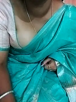 Dimplegirl online show from November 5, 2025, 4:51 pm