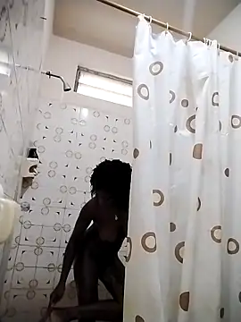 Snapshot of oshun_0 chatting on October 20, 2025, 1:55 pm oshun 0 online show from October 20, 2025, 1:55 pm