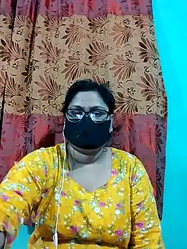 Snapshot of Ayat-3 chatting on September 20, 2025, 7:37 pm Ayat-3 online show from September 20, 2025, 7:37 pm