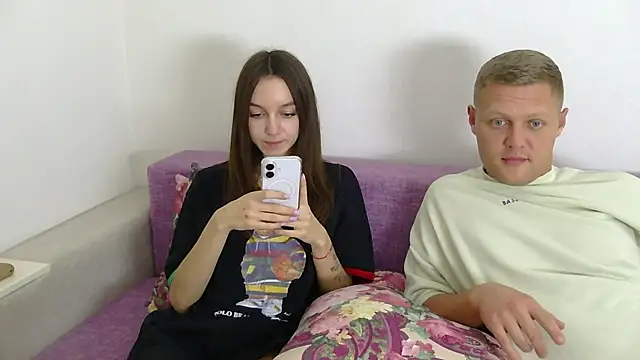 NotSoSweetDasha online show from October 17, 2025, 9:17 pm