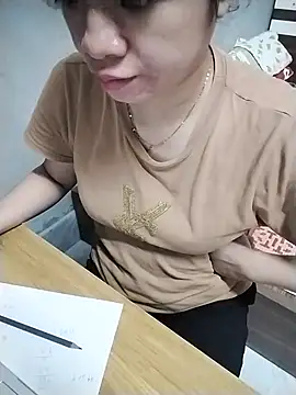 Mie rose online show from October 1, 2025, 2:17 am