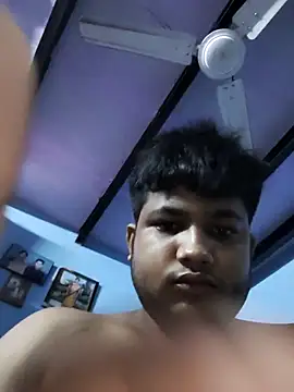 Snapshot of WorthyGyro88 chatting on September 19, 2025, 2:57 am WorthyGyro88 online show from September 19, 2025, 2:57 am