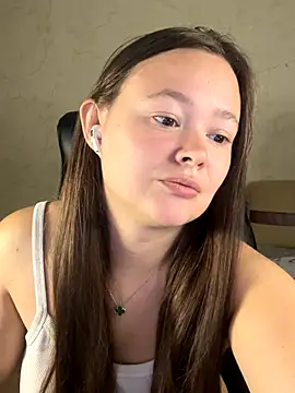 Snapshot of CaramelleSugar_ chatting on October 24, 2025, 5:31 pm CaramelleSugar online show from October 24, 2025, 5:31 pm