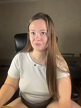 Snapshot of CaramelleSugar_ chatting on December 2, 2025, 5:41 pm CaramelleSugar online show from December 2, 2025, 5:41 pm