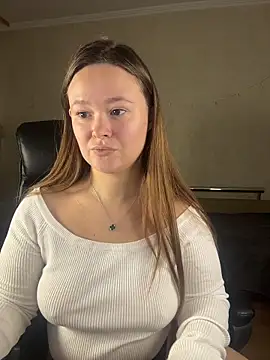 Snapshot of CaramelleSugar_ chatting on December 14, 2025, 2:00 pm CaramelleSugar online show from December 14, 2025, 2:00 pm