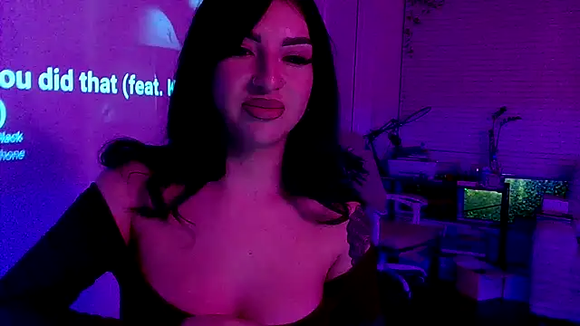 Snapshot of jg0ld chatting on October 19, 2025, 4:35 am jg0ld online show from October 19, 2025, 4:35 am