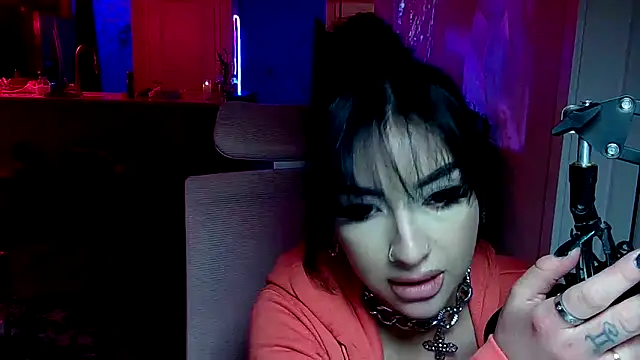 Snapshot of jg0ld chatting on November 3, 2025, 2:13 am jg0ld online show from November 3, 2025, 2:13 am