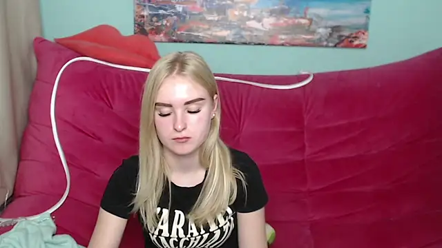 Snapshot of SofySofty chatting on October 23, 2025, 4:39 pm SofySofty online show from October 23, 2025, 4:39 pm