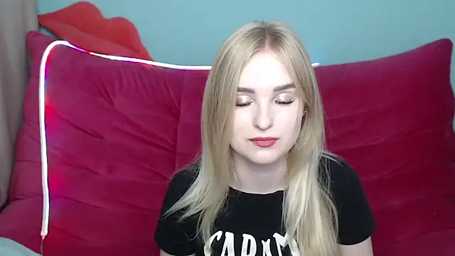 Snapshot of SofySofty chatting on November 2, 2025, 5:54 am SofySofty online show from November 2, 2025, 5:54 am