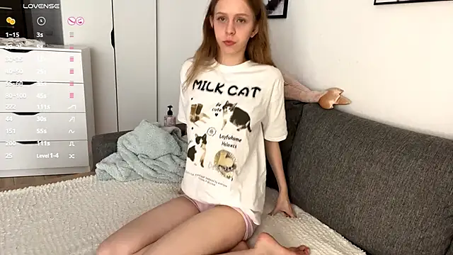 Snapshot of Naughtybaby11 chatting on October 10, 2025, 8:46 am Naughtybaby11 online show from October 10, 2025, 8:46 am