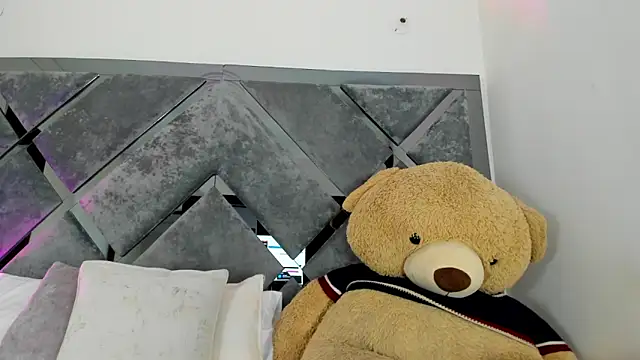 Sweet Salome1 online show from October 31, 2025, 12:06 pm