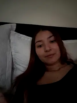 Isis-Blaze online show from November 10, 2025, 8:41 pm