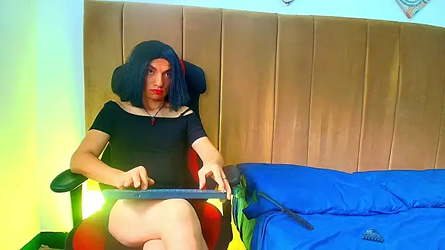 Snapshot of DaddyPoweer chatting on September 17, 2025, 7:59 pm DaddyPoweer online show from September 17, 2025, 7:59 pm