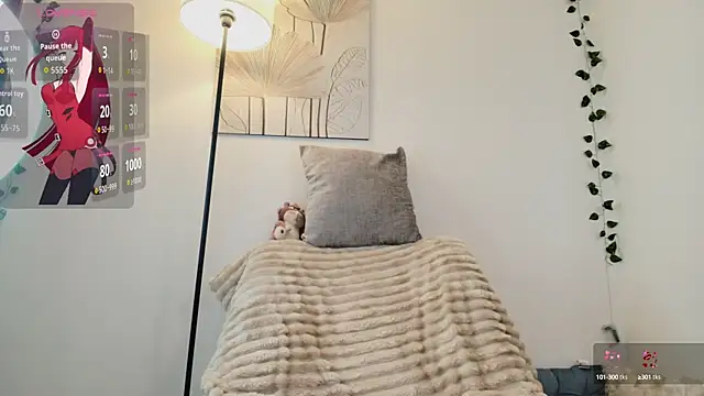 Nicolle swt online show from September 16, 2025, 11:33 am